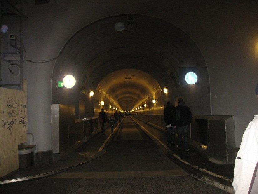 Tunnel